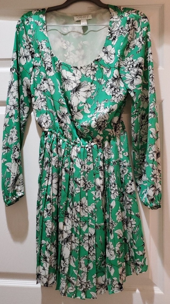 Forever 21 Green Dress